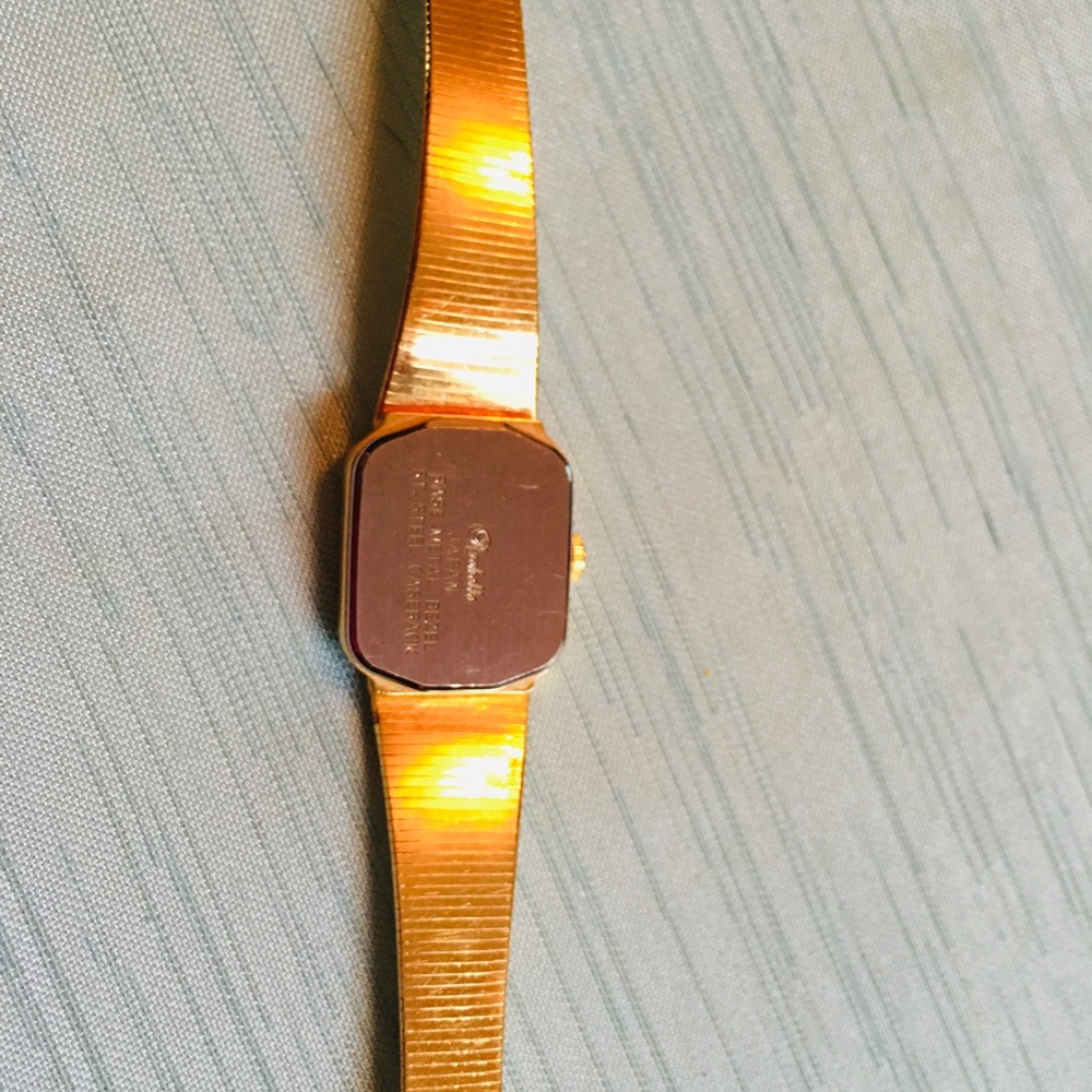 Watch - Picture 4 of 9